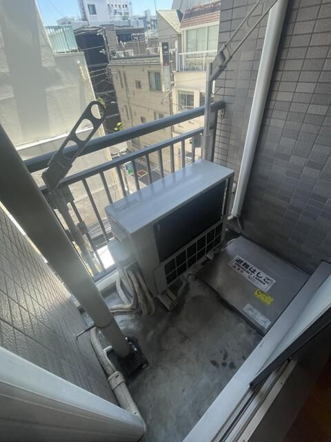 カーサマジカル浅草のバルコニー