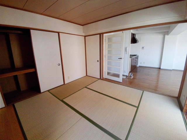 ハイム篠の和室|畳の上でゆっくりとくつろげる和室です