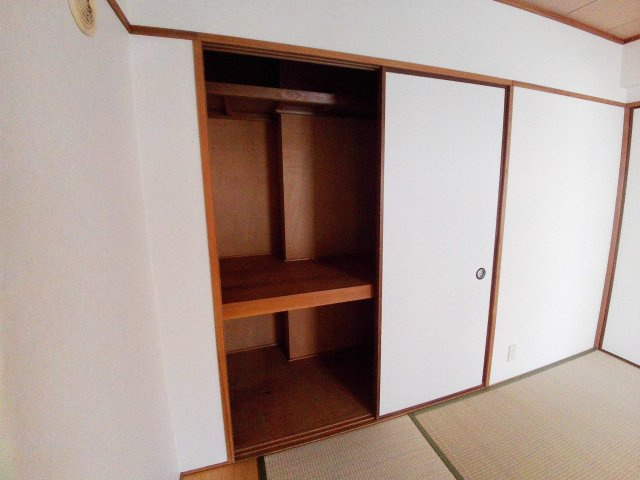 ハイム篠の収納|大きなものも収納できそうです