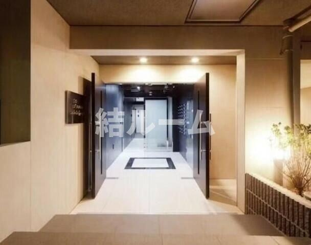 板橋区板橋４丁目の賃貸マンションのロビー