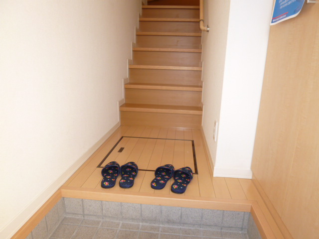 メゾンひかりＡの玄関