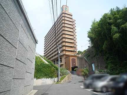 もみじマンション城ケ丘の外観