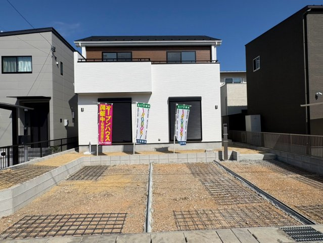 新築戸建　岐阜市東鶉5丁目　全5区画分譲の駐車場|■駐車場　■ヤマダ不動産　株式会社リライフ　
■夢のマイホーム購入をフルサポートします！