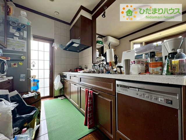 日立市滑川本町3丁目のキッチン|食洗機付きのキッチンにで、お片付けも楽できますね♪