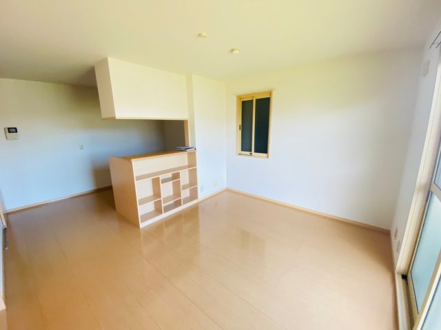 ヒルグレイスA棟の居間・リビング|※同建物、別部屋画像