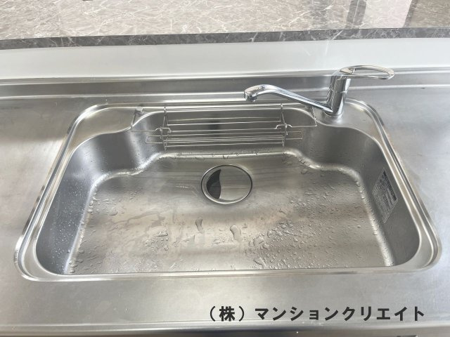 信開ガーデンコート文京のキッチン|大きなシンク