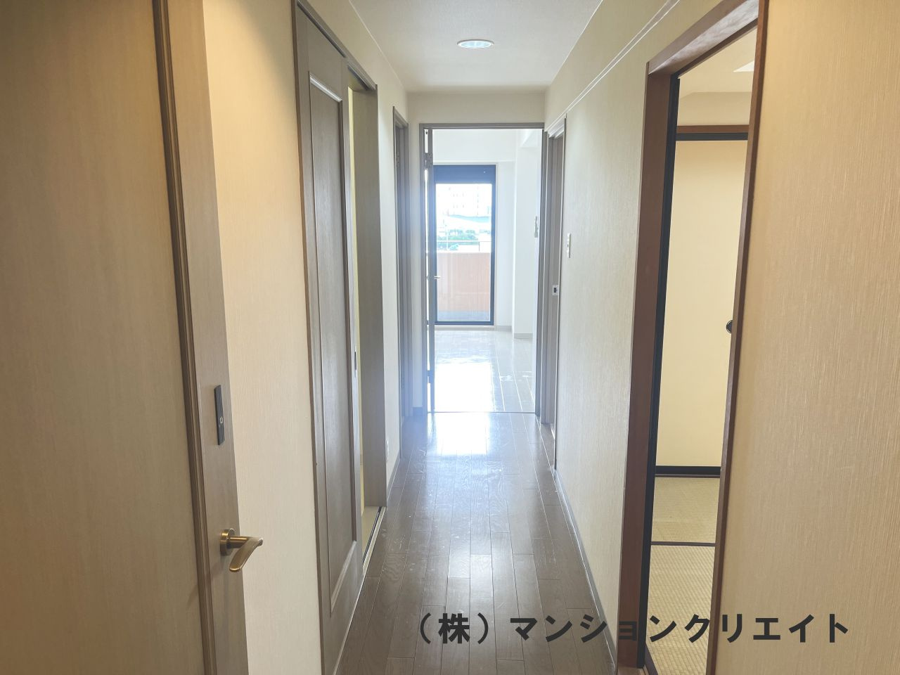 信開ガーデンコート文京の玄関|廊下