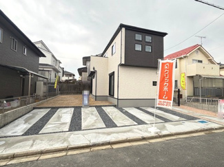 【外観】 | 東広島市黒瀬町丸山字長尾 | 全室南向き♪土地63.2坪☆駐車スペース4台・長期優良住宅
