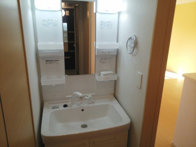 ラーナ・コンフォルトBの洗面所