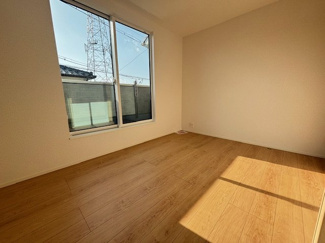 【洋室】 | 安佐北区落合南1丁目　全3区画　NO3 | 2階　採光にこだわった洋室　収納付きでお部屋がスッキリ広く使えます。