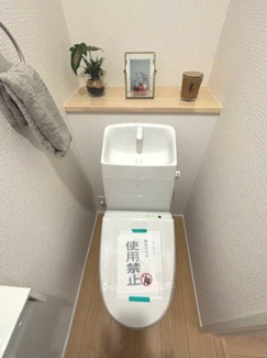 【トイレ】 | 安佐北区落合南1丁目　全3区画　NO3 | シンプルなデザインはお掃除やしやすく衛生的。温水洗浄便座付き　トイレ×２