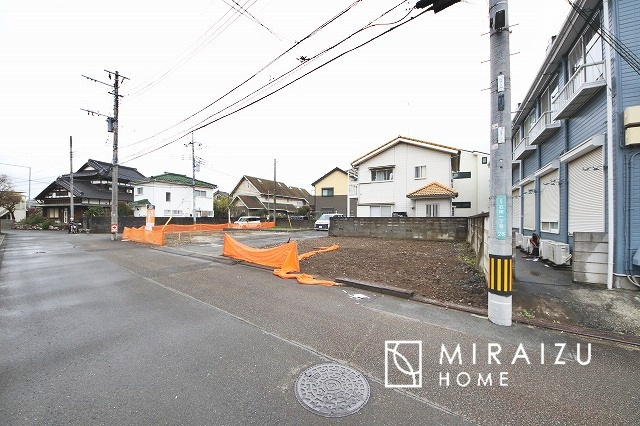 【前面道路含む現地写真】 | 贅沢な暮らしにぴったり設備が魅力♪家事導線の良い水回りで毎日綺麗家事もラクラク♪早朝、夜間問わず現地見学＆周辺環境ご案内致します♪