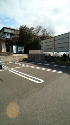 【駐車場】 | モン　リーブル　Ⅶ | 駐車場があります