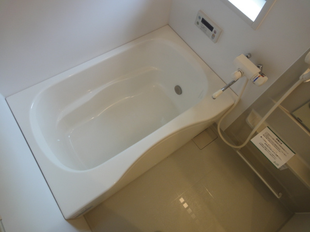 メゾン花水木の浴室|※同建物の類似写真となります。