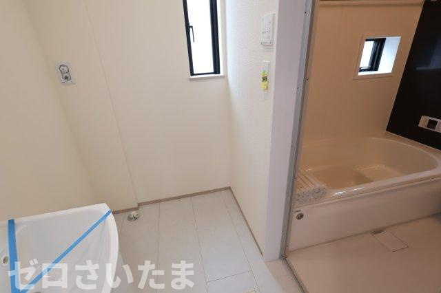 《仲介手数料無料》伊奈町栄４丁目76-2新築一戸建てハートフルタウンのランドリースペース