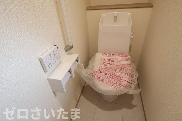 《仲介手数料無料》伊奈町栄４丁目76-2新築一戸建てハートフルタウンのトイレ