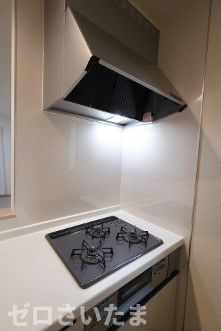 《仲介手数料無料》伊奈町栄４丁目76-2新築一戸建てハートフルタウンのキッチン