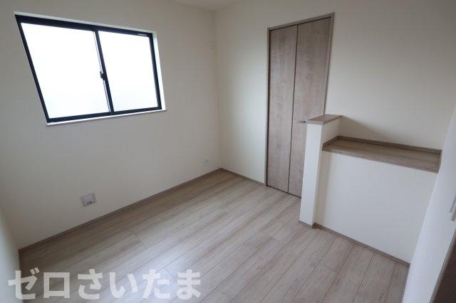 《仲介手数料無料》伊奈町栄４丁目76-2新築一戸建てハートフルタウンの洋室|2階 4.5帖