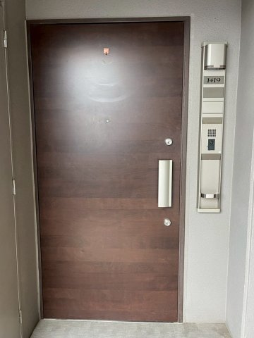 モントーレヴェルキューブシティ福岡空港駅の玄関