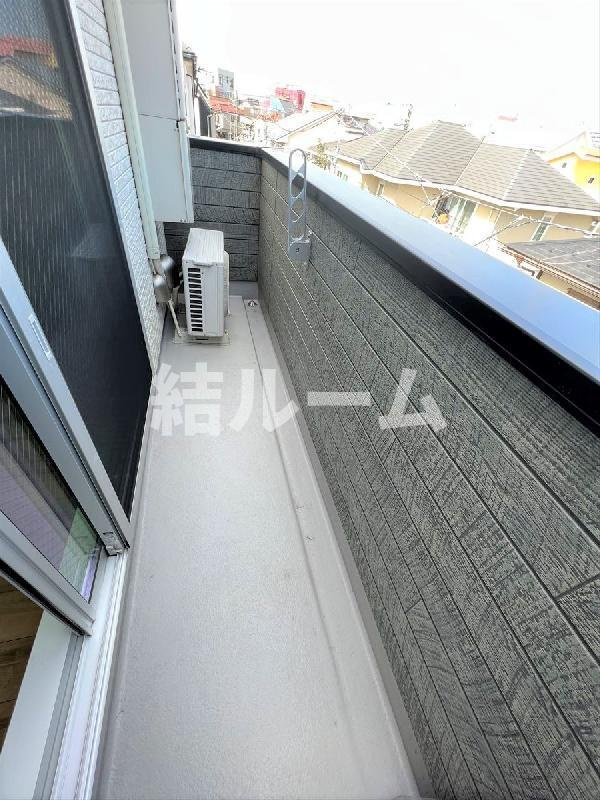 練馬区平和台２丁目のアパートのバルコニー