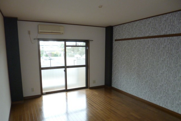 オーシャン南久留米の洋室|明るい洋室です