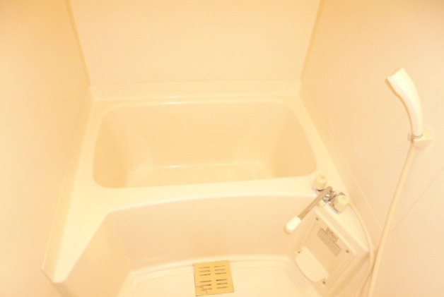 オーシャン南久留米の浴室|落ち着いた空間のお風呂です