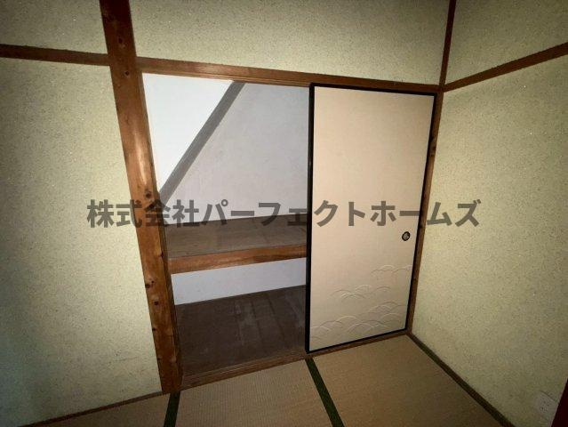 山之上5丁目戸建　賃貸の収納|収納豊富です