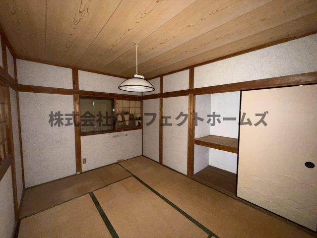 山之上5丁目戸建　賃貸の和室|和室、ちょっとしたくつろぎスペースにいかがでしょうか