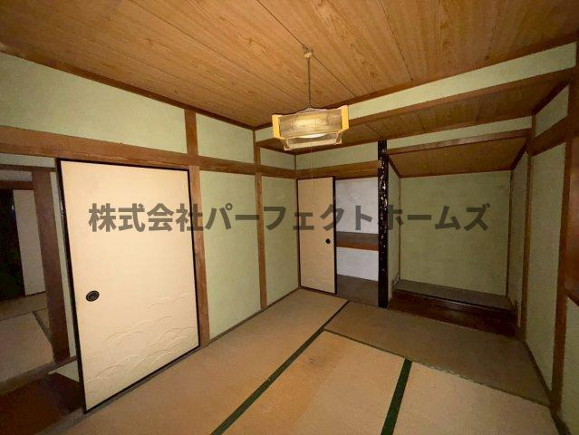 山之上5丁目戸建　賃貸の和室|い草の香りが落ち着く素敵な和室です