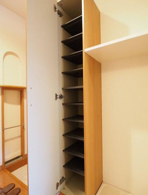 杉並区高円寺南１丁目の賃貸マンションの収納