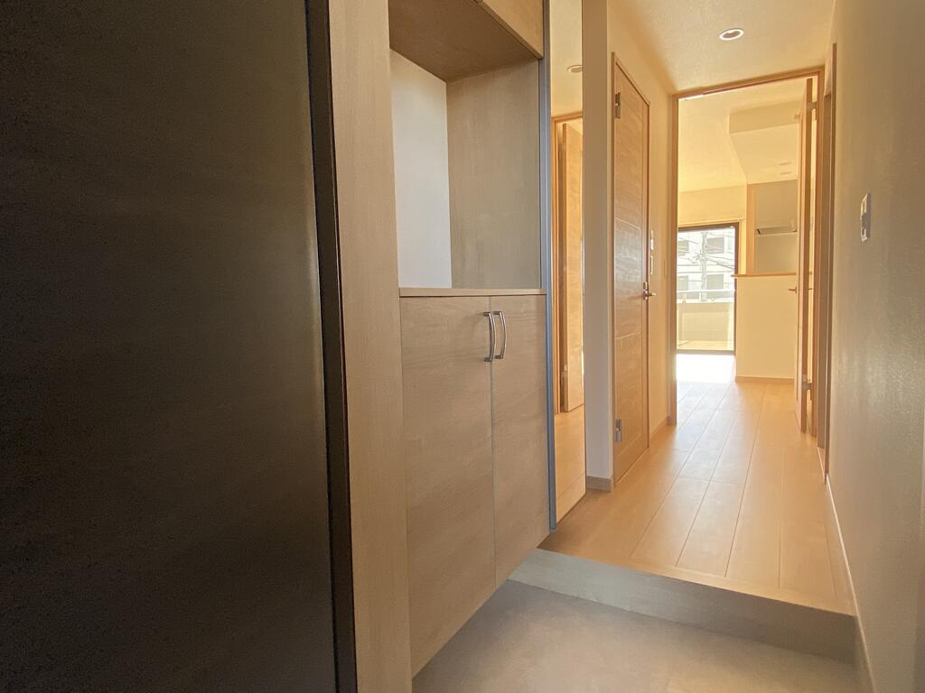 熊本市北区楠２丁目の賃貸マンションの玄関