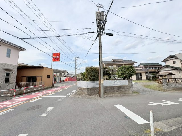 狭山市柏原　建築条件なし売地　西武新宿線『狭山市駅』バス6分　【柏原小学区】の前面道路含む現地写真