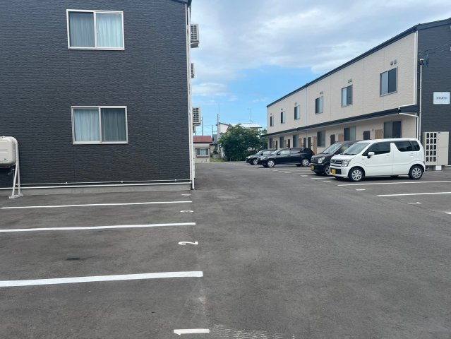 START Aの駐車場