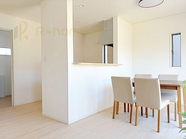 東茨城郡茨城町前田第5　新築戸建て　3号棟のキッチン|対面式で会話をしながら家事ができます♪