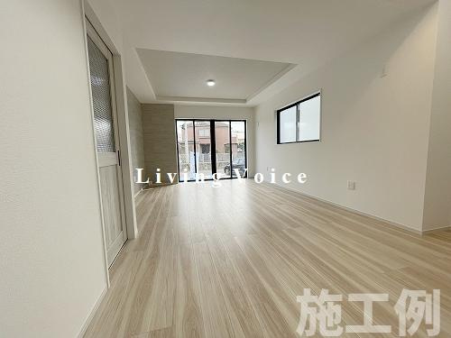 【居間・リビング】 | 【仲介手数料０円】藤沢市辻堂太平台4期　新築一戸建て　全2棟 | 藤沢市辻堂太平台4期　新築一戸建て　全2棟