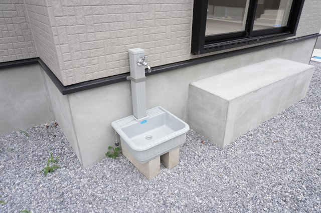 草加市新里町 新築分譲住宅 全8棟 3号棟の設備|立水栓