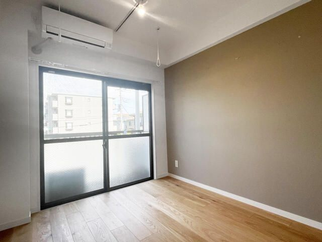ジュネパレス市川末広の寝室