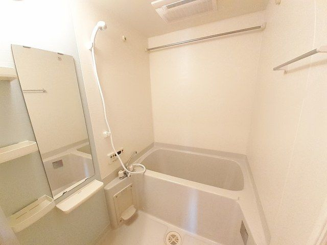 グラシオッソＫの浴室