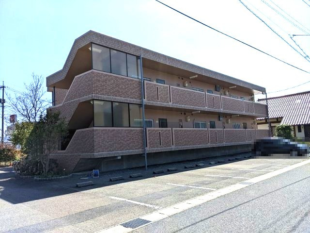 Ｍ・あずみの外観