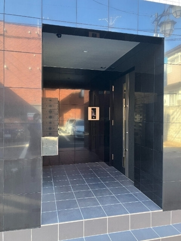 ピアコートTM新所沢壱番館のエントランス