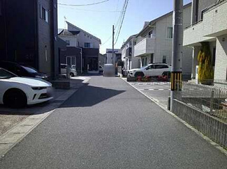 【前面道路含む現地写真】 | 安芸郡熊野町城之堀1丁目 | 前面道路4ｍで駐車ラクラク♪