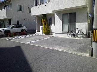 【駐車場】 | 安芸郡熊野町城之堀1丁目 | 駐車スペース並列3台