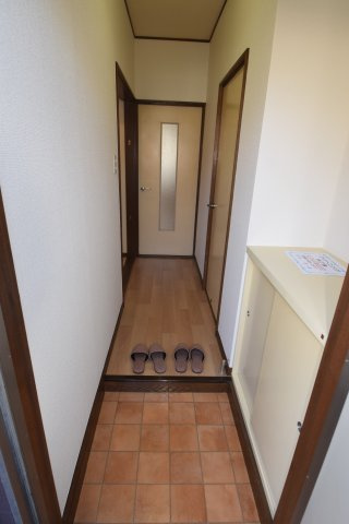 レジデンス北原台の玄関|下駄箱あります
同タイプ別の部屋の写真です