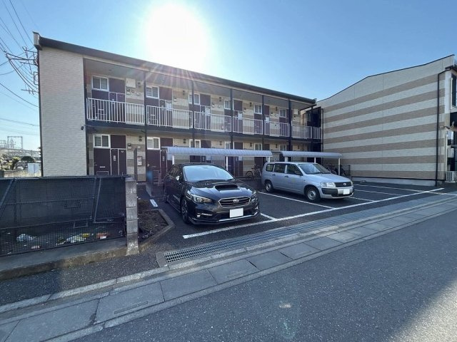 レオパレスＳＴフロント指扇の外観