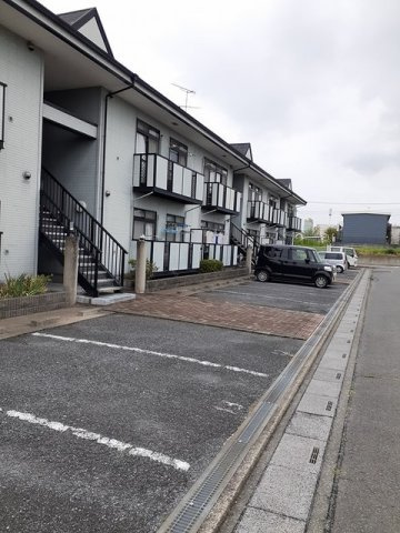 サンシティー７５Ⅰの駐車場