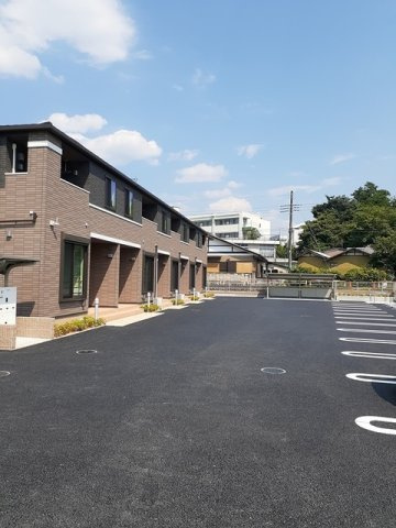 アンソレイエの駐車場