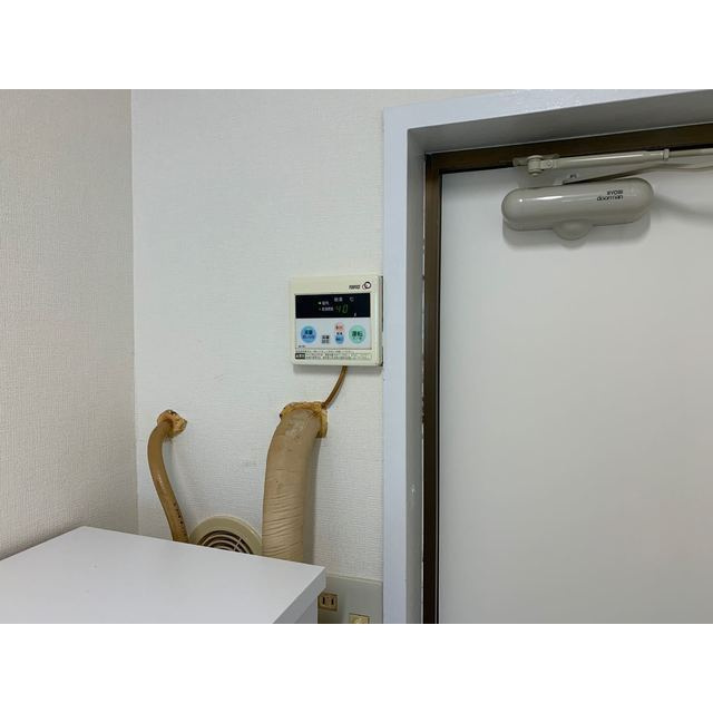 ホワイトバレーの内装