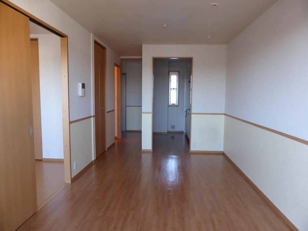 プライムコート豊春の居間・リビング