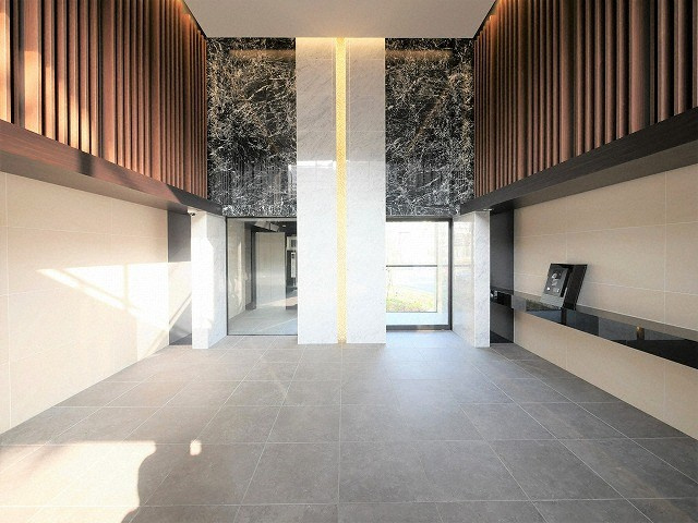 大阪市淀川区木川東２丁目の賃貸マンションのロビー