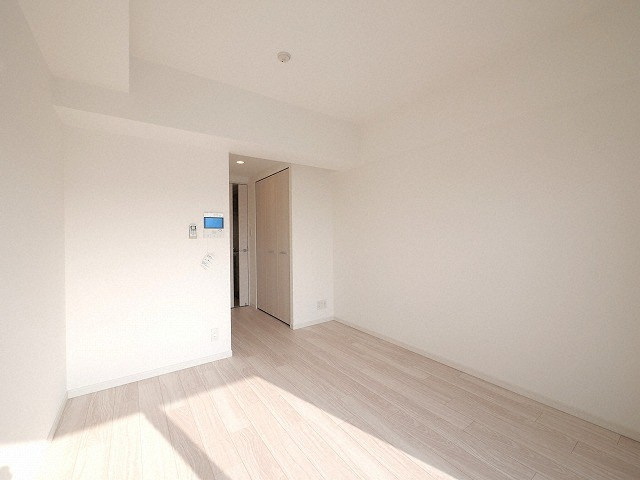 大阪市淀川区木川東２丁目の賃貸マンションの居間・リビング